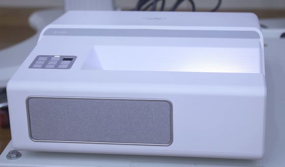 Giá tốt. UST Laser WUXGA Classroom Teaching Throw Projector 4K 4200lm trực tuyến
